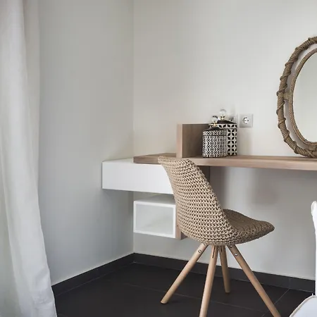 Marina Ξενοδοχείο με διαμερίσματα 4*