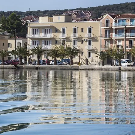 Marina Αργοστόλι